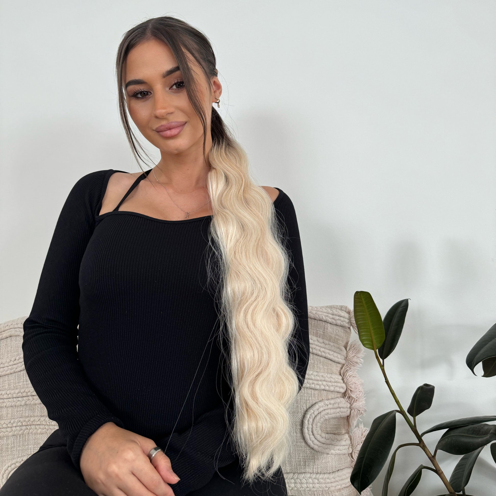 dark_brown_to_cream_blonde_ombre
